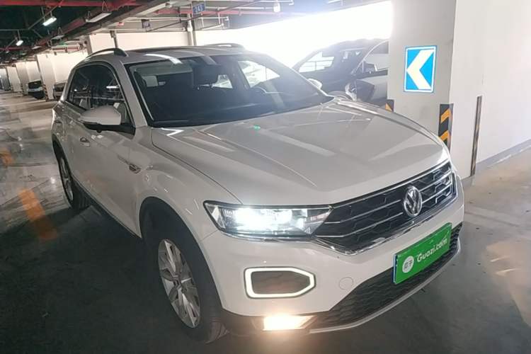 Used Volkswagen T-ROC 2019 280TSI DSG Two-Wheel Drive Advanced Version China VI Standard Front Right 45 Deg