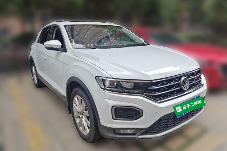 Used Volkswagen T-ROC 2019 230TSI DSG Two-Wheel-Drive Advanced Version China VI Standard Front Right 45 Deg