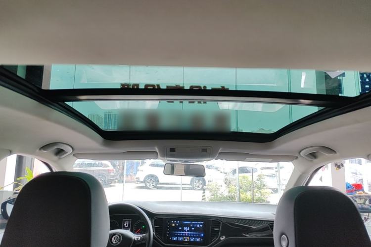 Used Volkswagen T-ROC 2019 280TSI DSG Two-Wheel Drive Comfort Version China VI Standard Headliner