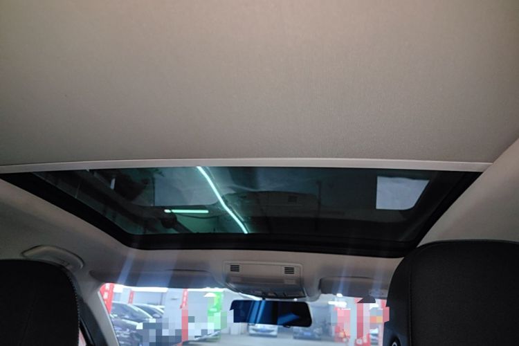 Used Volkswagen T-ROC 2019 230TSI DSG Two-Wheel-Drive Advanced Version China VI Standard Headliner