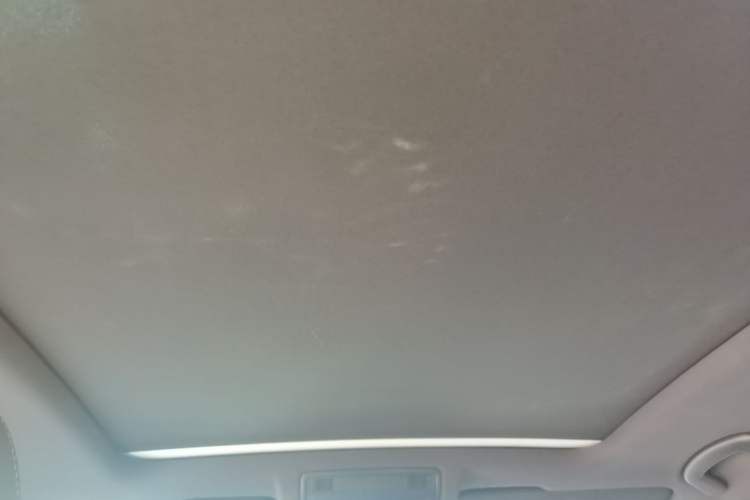 Used Volkswagen T-ROC 2019 280TSI DSG Two-Wheel Drive R-Line Pro Headliner