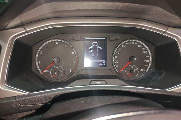 Used Volkswagen T-ROC 2019 280TSI DSG Two-Wheel Drive Advanced Version China VI Standard Instrument Cluster