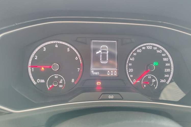 Used Volkswagen T-ROC 2019 280TSI DSG Two-Wheel Drive Comfort Version China VI Standard Instrument Cluster