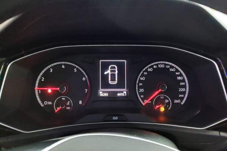 Used Volkswagen T-ROC 2019 280TSI DSG Two-Wheel Drive Comfort Version China VI Standard Instrument Cluster