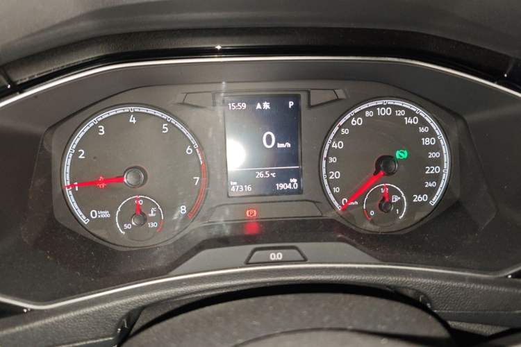 Used Volkswagen T-ROC 2019 280TSI DSG Two-Wheel Drive Comfort Version China VI Standard Instrument Cluster