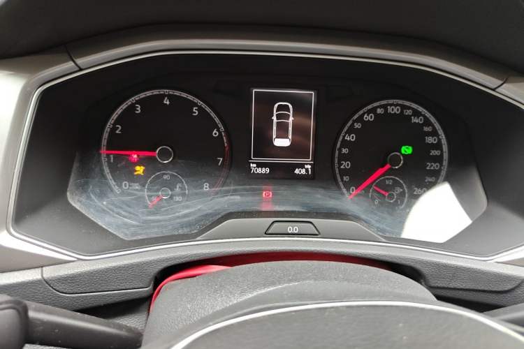 Used Volkswagen T-ROC 2019 230TSI DSG Two-Wheel-Drive Advanced Version China VI Standard Instrument Cluster