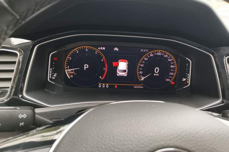 Used Volkswagen T-ROC 2019 280TSI DSG Two-Wheel Drive Comfort Version China VI Standard Instrument Cluster