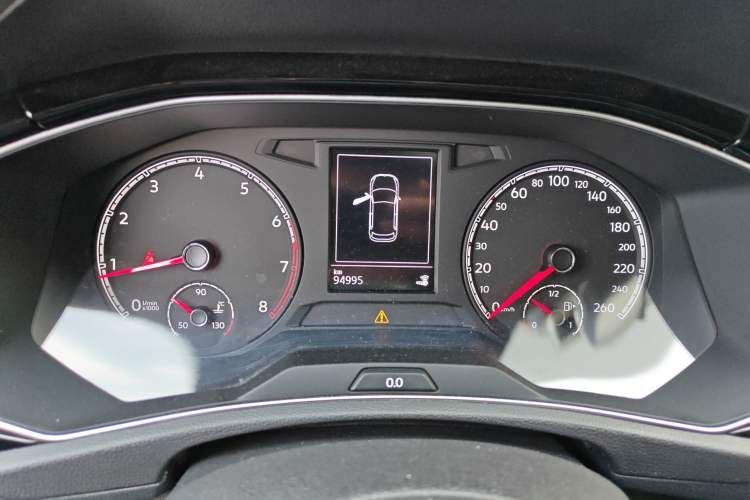 Used Volkswagen T-ROC 2019 280TSI DSG Two-Wheel Drive Comfort Version China VI Standard Instrument Cluster