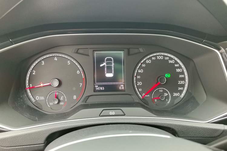Used Volkswagen T-ROC 2019 280TSI DSG Two-Wheel Drive Comfort Version China VI Standard Instrument Cluster