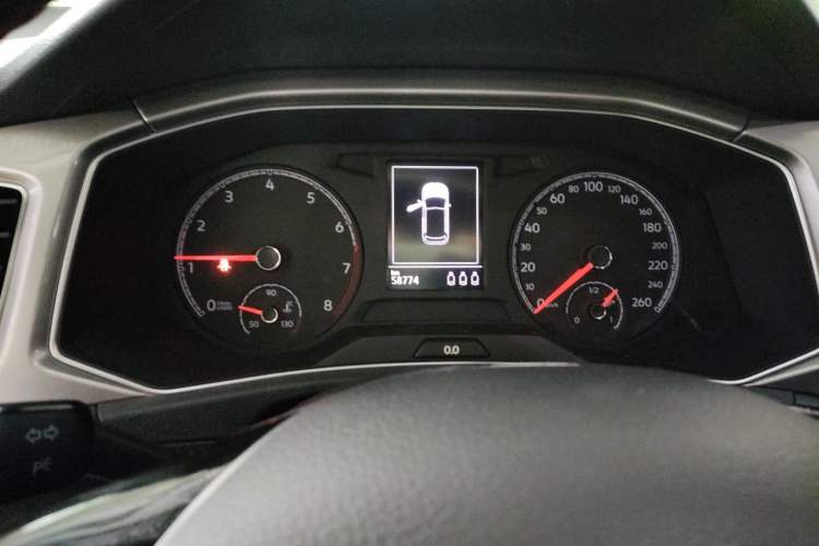 Used Volkswagen T-ROC 2019 280TSI DSG Two-Wheel Drive Comfort Version China VI Standard Instrument Cluster
