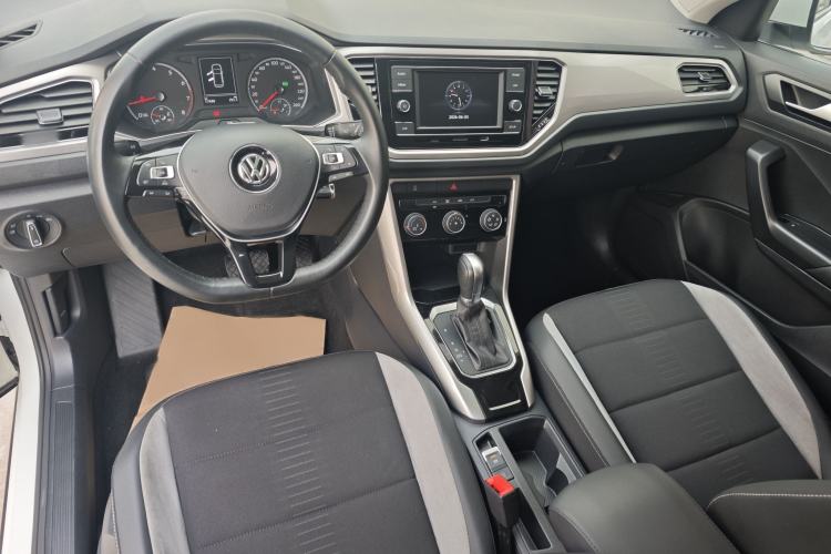 Used Volkswagen T-ROC 2019 280TSI DSG Two-Wheel Drive Advanced Version China VI Standard Interior 2