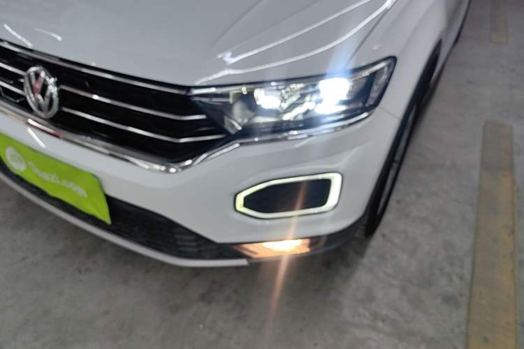 Used Volkswagen T-ROC 2019 230TSI DSG Two-Wheel-Drive Advanced Version China VI Standard Left Front Headlight