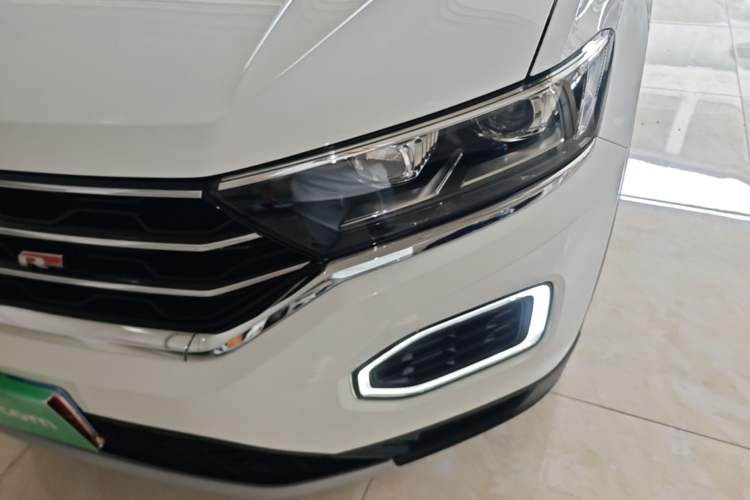 Used Volkswagen T-ROC 2019 280TSI DSG Two-Wheel Drive Advanced Version China VI Standard Left Front Headlight