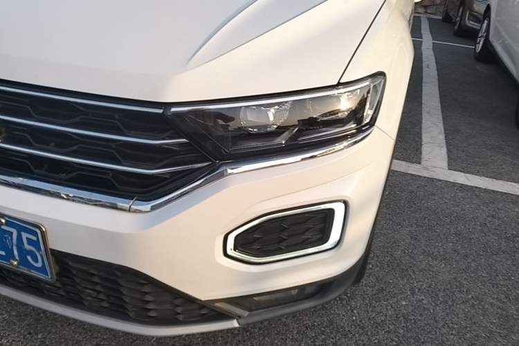 Used Volkswagen T-ROC 2019 280TSI DSG Two-Wheel Drive Comfort Version China VI Standard Left Front Headlight