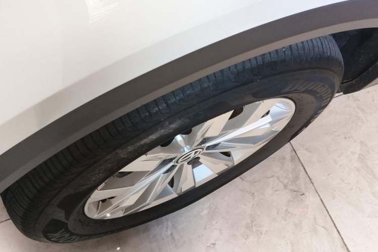 Used Volkswagen T-ROC 2019 230TSI DSG Two-Wheel Drive Fashion Edition China VI Standard Left Front Wheel Hub