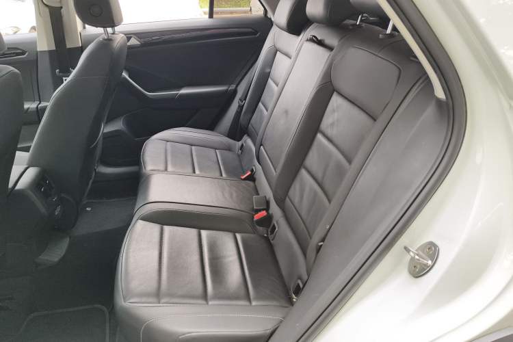 Used Volkswagen T-ROC 2019 280TSI DSG Two-Wheel Drive Comfort Version China VI Standard Left Rear Seat