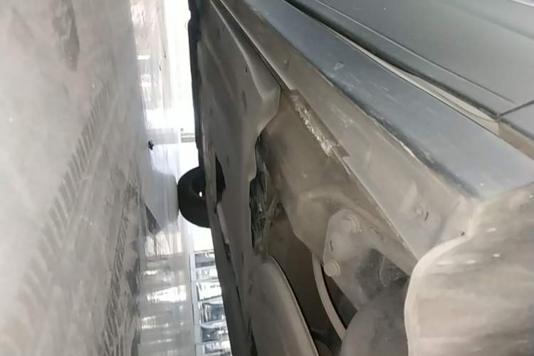 Used Volkswagen T-ROC 2019 280TSI DSG Two-Wheel Drive Advanced Version China VI Standard Left Side Sill