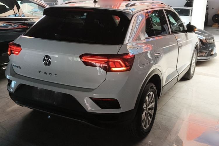 Used Volkswagen T-ROC 2019 230TSI DSG Two-Wheel Drive Fashion Edition China VI Standard Rear Right 45 Deg