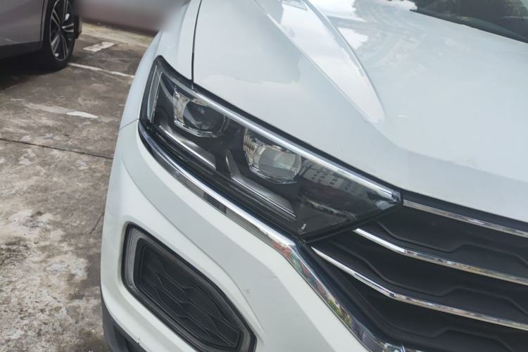 Used Volkswagen T-ROC 2019 230TSI DSG Two-Wheel Drive Advanced Version China V Standard Right Front Headlight