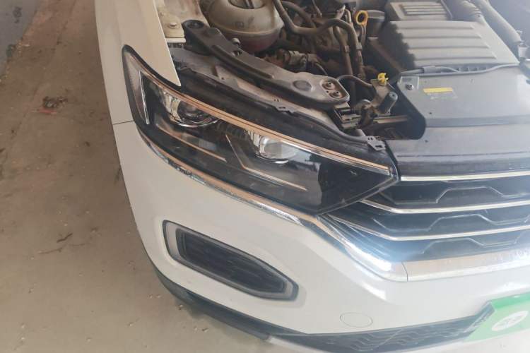 Used Volkswagen T-ROC 2019 280TSI DSG Two-Wheel Drive Advanced Version China VI Standard Right Front Headlight