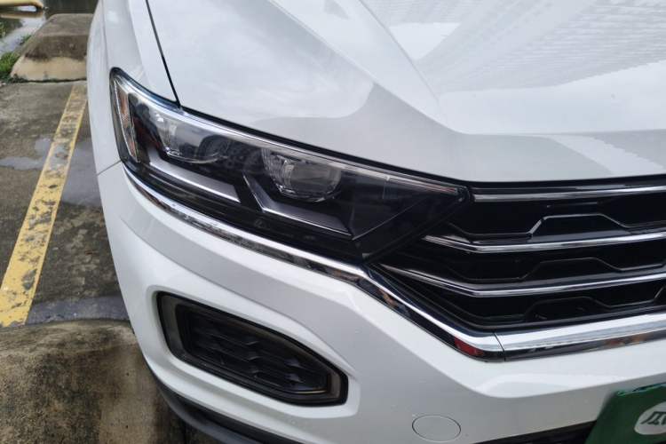 Used Volkswagen T-ROC 2019 280TSI DSG Two-Wheel Drive Comfort Version China VI Standard Right Front Headlight