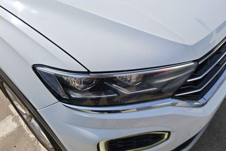 Used Volkswagen T-ROC 2019 230TSI DSG Two-Wheel-Drive Advanced Version China VI Standard Right Front Headlight