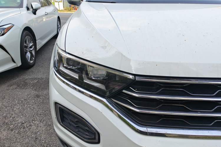 Used Volkswagen T-ROC 2019 280TSI DSG Two-Wheel Drive Comfort Version China VI Standard Right Front Headlight