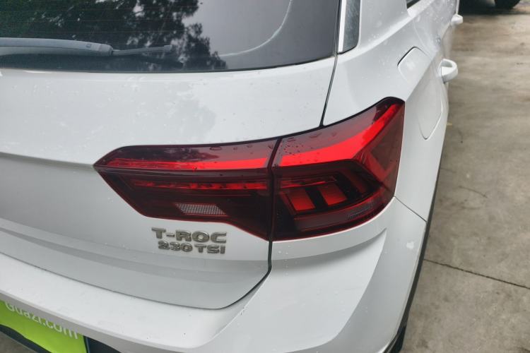 Used Volkswagen T-ROC 2019 230TSI DSG Two-Wheel-Drive Advanced Version China VI Standard Right Rear Taillight