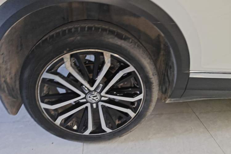 Used Volkswagen T-ROC 2019 280TSI DSG Two-Wheel Drive Comfort Version China VI Standard Right Rear Wheel Hub