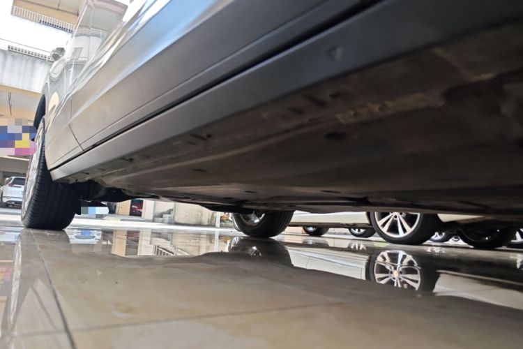 Used Volkswagen T-ROC 2019 280TSI DSG Two-Wheel Drive Advanced Version China VI Standard Right Side Sill