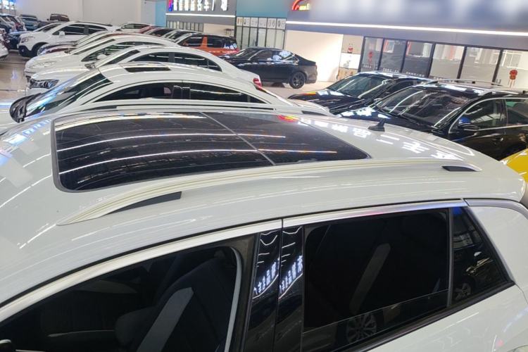 Used Volkswagen T-ROC 2019 230TSI DSG Two-Wheel-Drive Advanced Version China VI Standard Roof