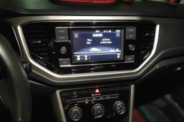 Used Volkswagen T-ROC 2019 230TSI DSG Two-Wheel-Drive Advanced Version China VI Standard Audio And AC Panel