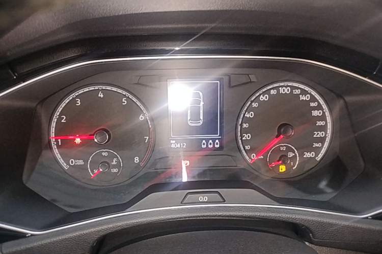 Used Volkswagen T-ROC 2019 280TSI DSG Two-Wheel Drive Comfort Version China VI Standard Instrument Cluster
