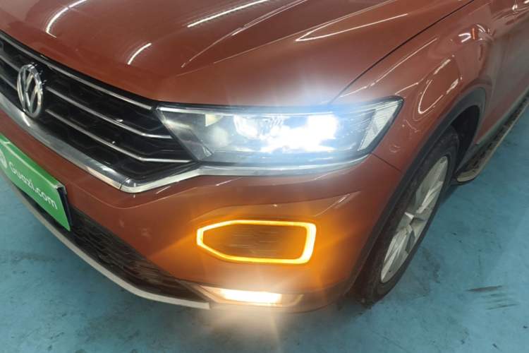 Used Volkswagen T-ROC 2019 230TSI DSG Two-Wheel-Drive Advanced Version China VI Standard Left Front Headlight