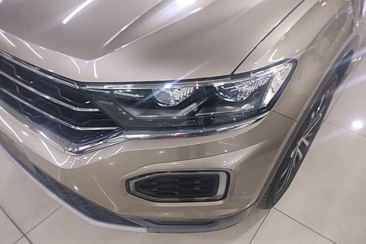 Used Volkswagen T-ROC 2019 280TSI DSG Two-Wheel Drive Comfort Version China VI Standard Left Front Headlight