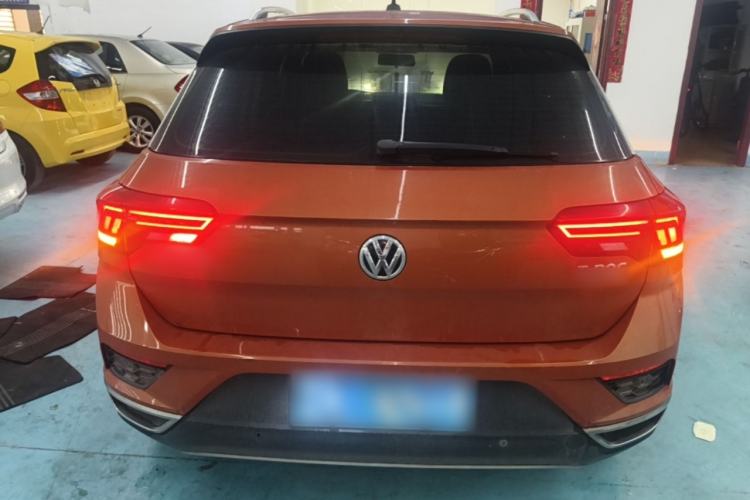 Used Volkswagen T-ROC 2019 230TSI DSG Two-Wheel-Drive Advanced Version China VI Standard Rear