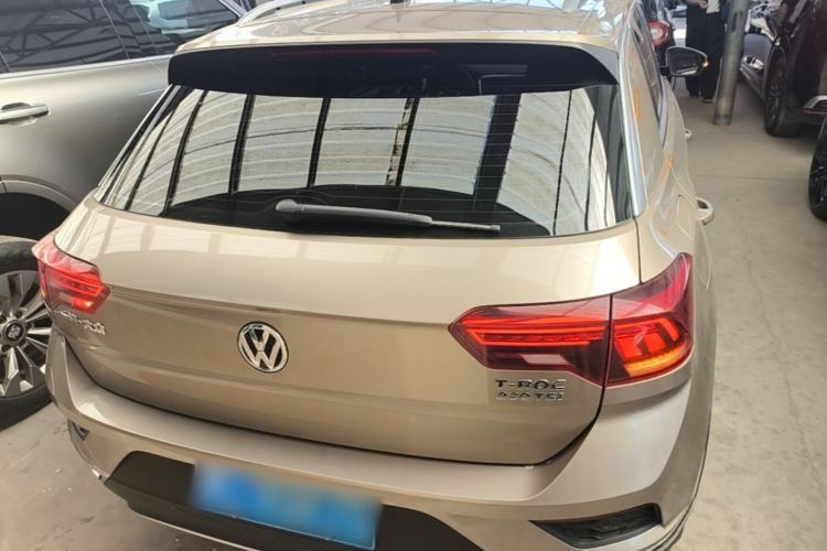 Used Volkswagen T-ROC 2019 230TSI DSG Two-Wheel-Drive Advanced Version China VI Standard Rear