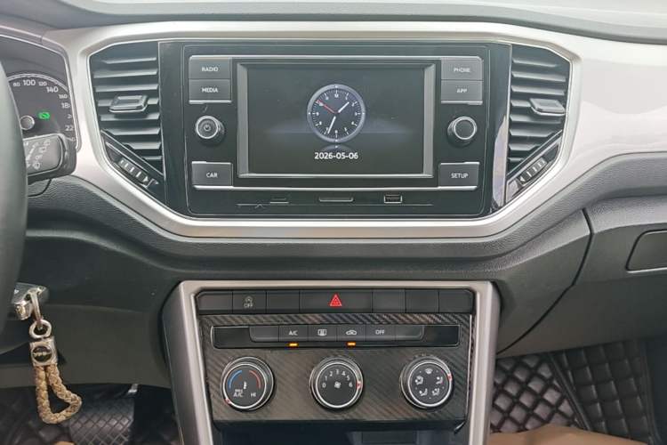 Used Volkswagen T-ROC 2020 280TSI DSG Two-Wheel-Drive Elite Version Audio And AC Panel