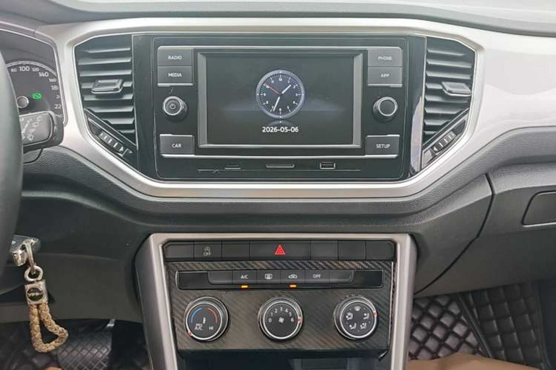 Used Volkswagen T-ROC 2020 280TSI DSG Two-Wheel-Drive Elite Version Audio And AC Panel