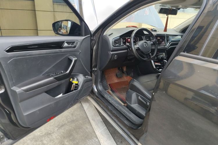 Used Volkswagen T-ROC 2020 280TSI DSG Two-Wheel Drive Comfort Version Driver Seat