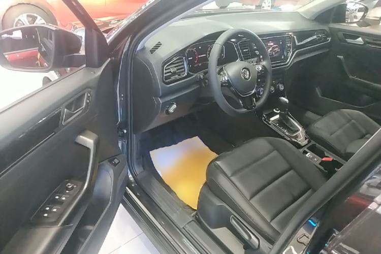 Used Volkswagen T-ROC 2020 280TSI DSG Two-Wheel Drive Comfort Version Driver Seat