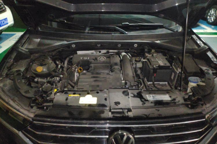 Used Volkswagen T-ROC 2020 280TSI DSG Two-Wheel Drive Comfort Version Engine Bay