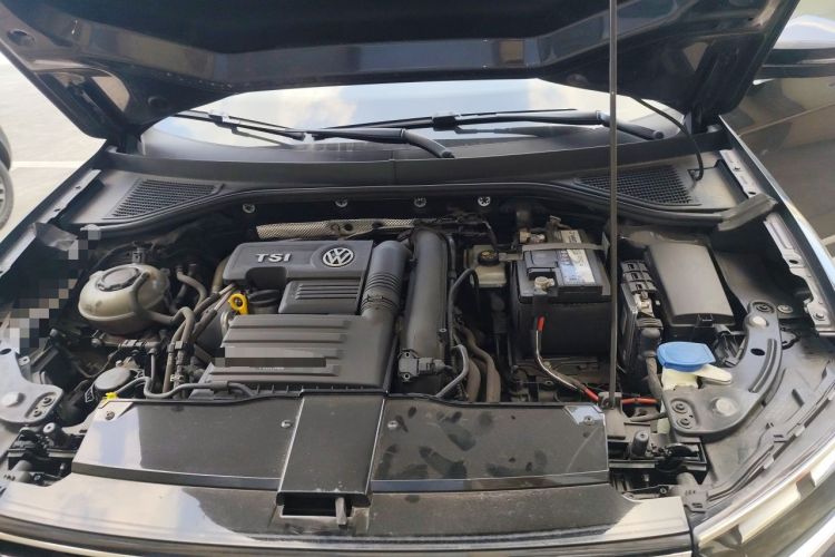 Used Volkswagen T-ROC 2020 280TSI DSG Two-Wheel Drive Comfort Version Engine Bay