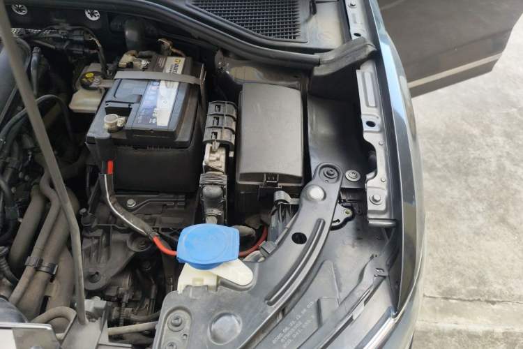 Used Volkswagen T-ROC 2020 280TSI DSG Two-Wheel Drive Comfort Version Engine Bay Left