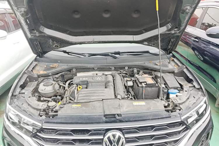Used Volkswagen T-ROC 2020 280TSI DSG Two-Wheel-Drive Elite Version Engine Bay