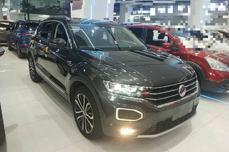 Used Volkswagen T-ROC 2020 280TSI DSG Two-Wheel Drive Comfort Version Front Right 45 Deg