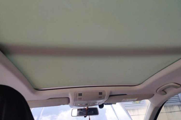 Used Volkswagen T-ROC 2020 280TSI DSG Two-Wheel Drive Comfort Version Headliner
