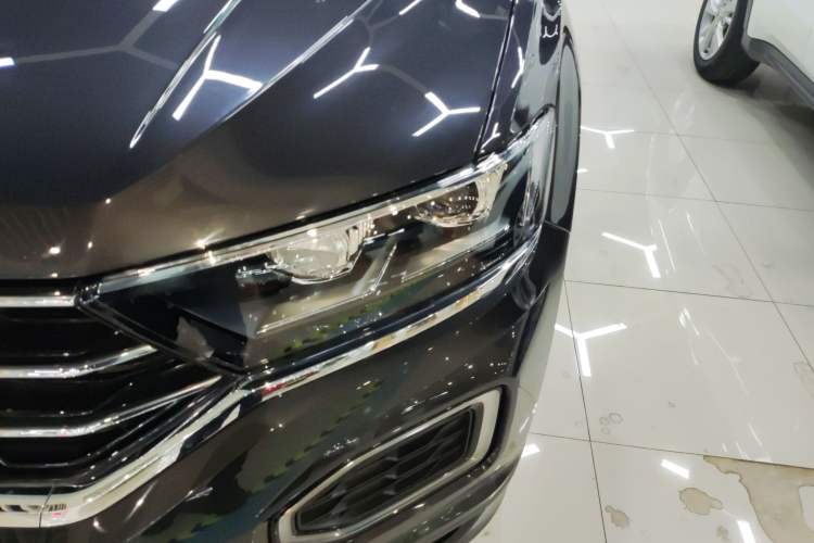 Used Volkswagen T-ROC 2020 280TSI DSG Two-Wheel Drive Comfort Version Left Front Headlight