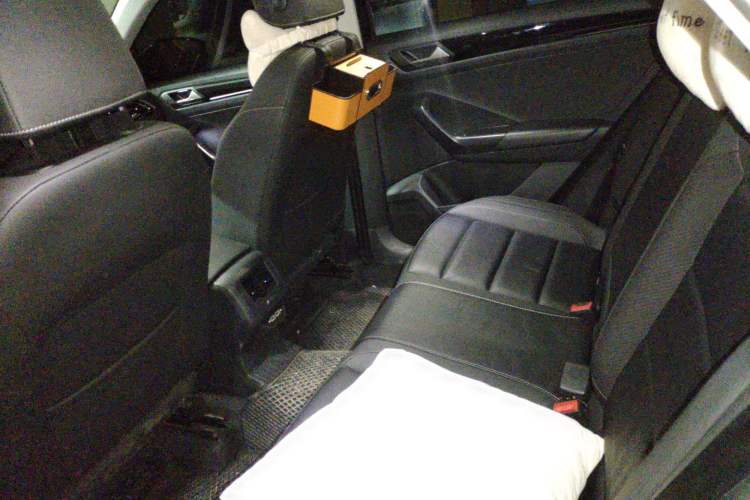 Used Volkswagen T-ROC 2020 280TSI DSG Two-Wheel Drive Comfort Version Left Rear Seat