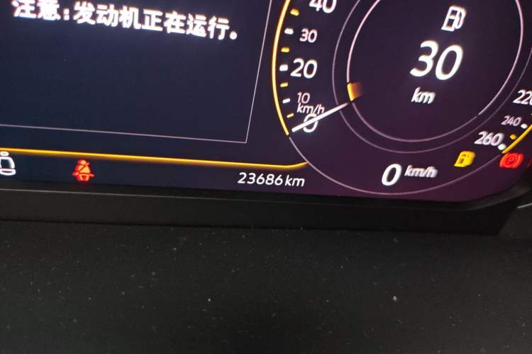 Used Volkswagen T-ROC 2020 280TSI DSG Two-Wheel Drive Comfort Version Odometer Close Up